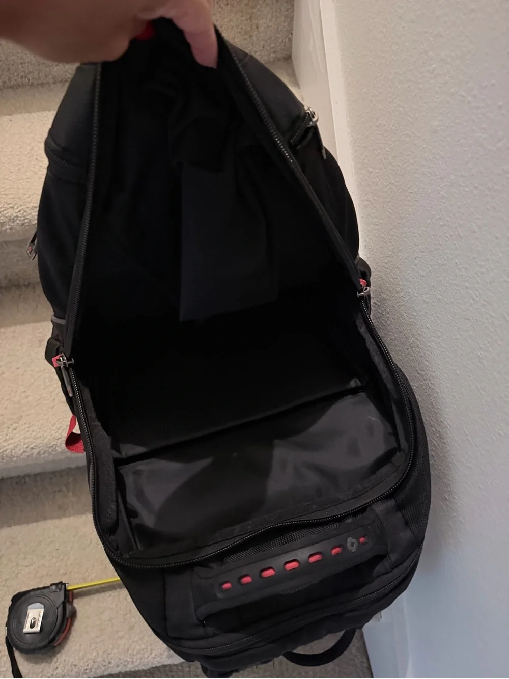 Samsonite unisex Tectonic Black and Red Travel Backpack - Durable Everyday Bag